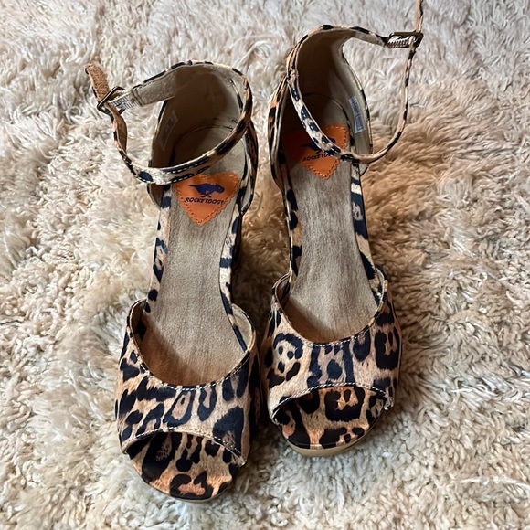 Rocket Dog Shoes - Brand spanking new ROCKET DOG leopard print platform sandal